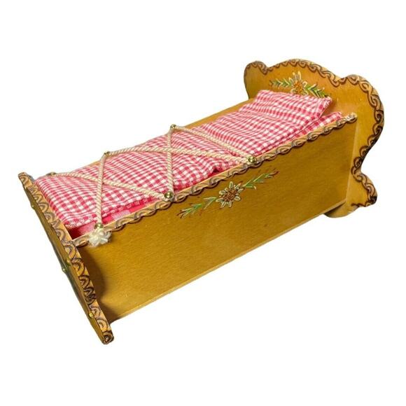 RARE Reuge Hand Painted Rocking Musical Doll Cradle Brahms Lullaby Swiss Works - Picture 3 of 12